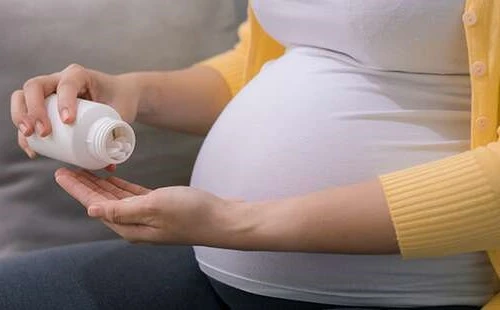 Suplemen multivitamin untuk kehamilan bisa membantu memenuhi kebutuhan nutrisi ibu dan janin dalam kandungan