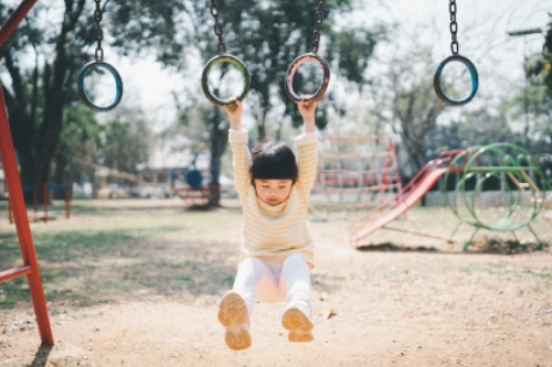 Perkembangan motorik anak usia 3 tahun-Bebe